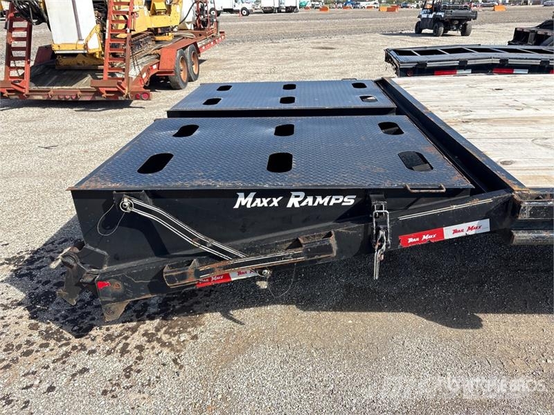 Trail Maxx Max27-40 40 ft T/A Gooseneck Equipment Trailer Prikolice za prevoz vozil