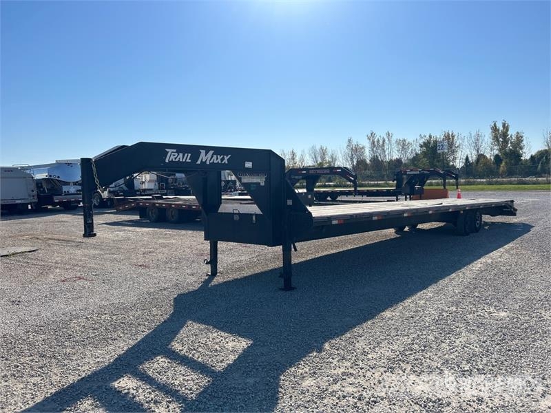 TrailMax MAX27-40 40 ft T/A Gooseneck Equipment Trailer Autotransporter prikolice
