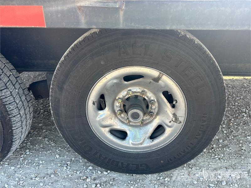 TrailMax MAX27-40 40 ft T/A Gooseneck Equipment Trailer Autotransporter prikolice