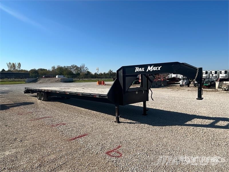 TrailMax MAX27-40 40 ft T/A Gooseneck Equipment Trailer Autotransporter prikolice