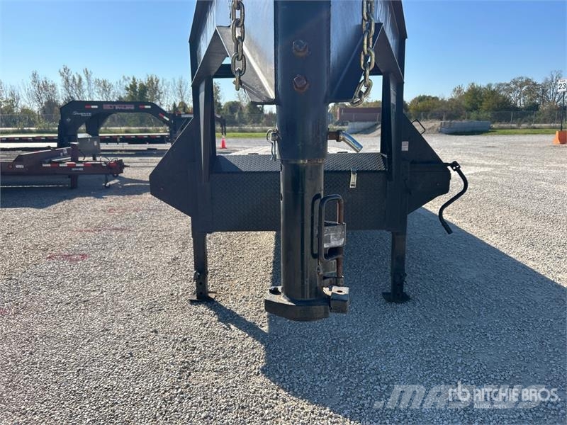 TrailMax MAX27-40 40 ft T/A Gooseneck Equipment Trailer Autotransporter prikolice
