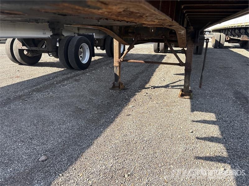 Transcraft 40000 lb 48 ft T/A Flatbed Trailer Platformas/izkraušana no sāniem