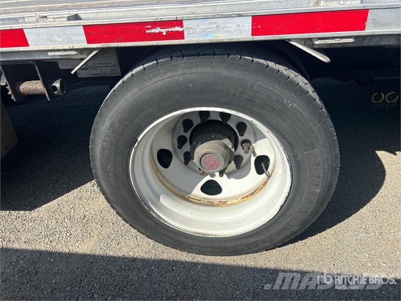 Transcraft 53 ft T/A Spread Axle Step Deck Trailer Blokvogn
