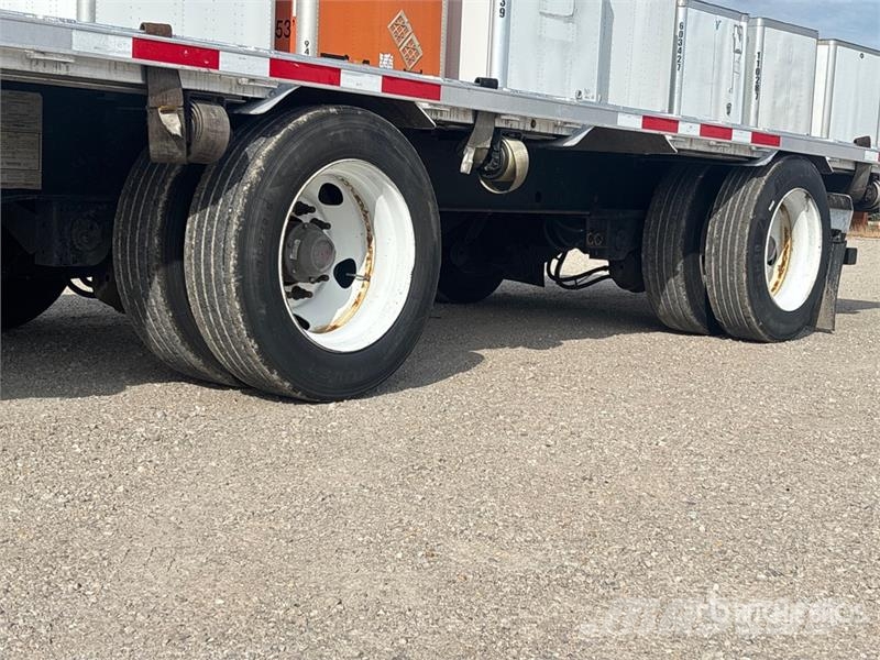 Transcraft 53 ft T/A Step Deck Trailer Tieflader