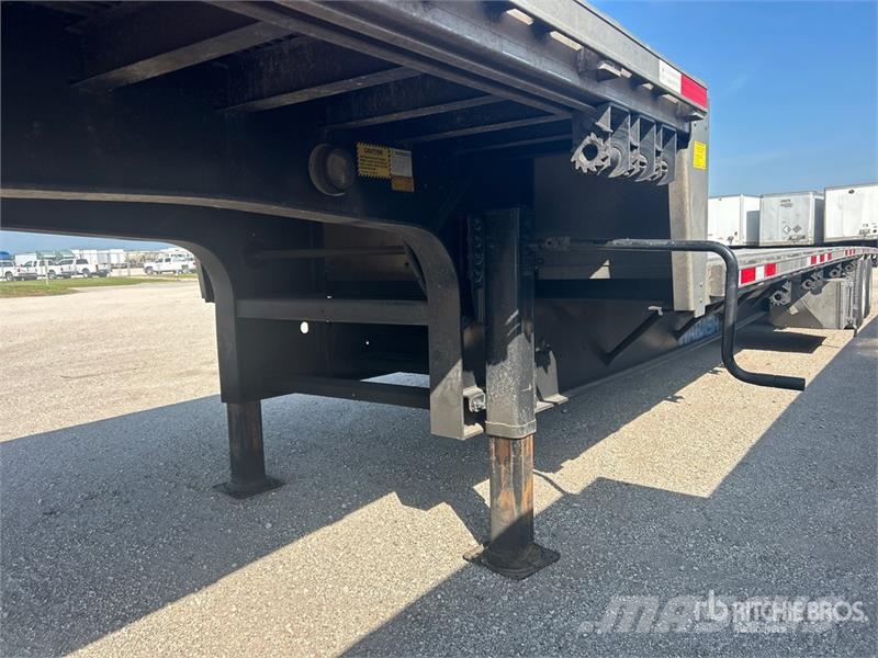 Transcraft 53 ft T/A Spread Axle Step Deck Trailer Blokvogn