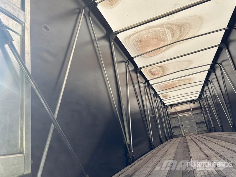 Transcraft Eagle II 48 ft T/A Spread Axle Curtain Side Traile Tenthaagised
