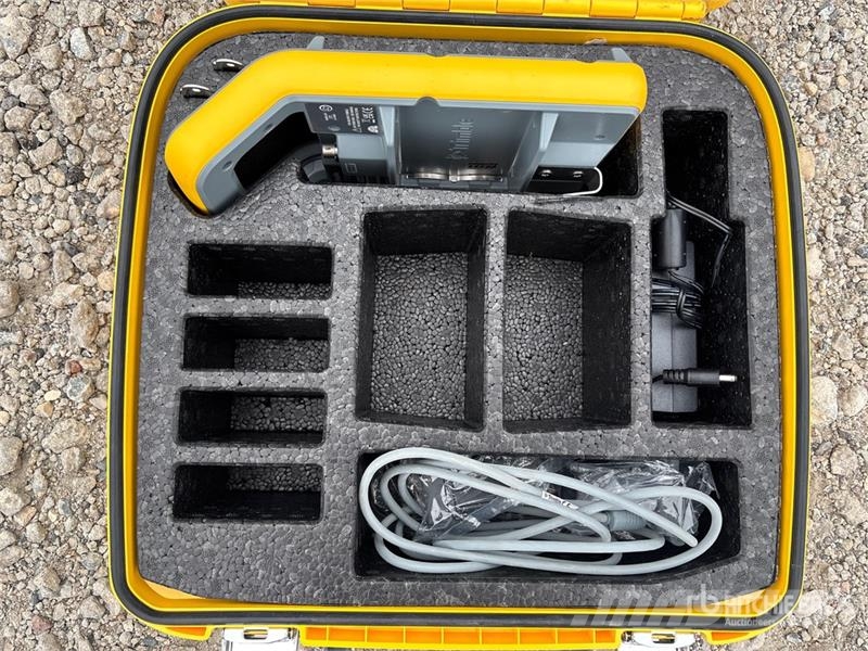 Trimble Multi Battery Adapter Műszerek, mérő és automatizáló berendezések