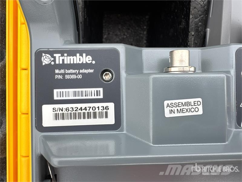 Trimble Multi Battery Adapter Műszerek, mérő és automatizáló berendezések