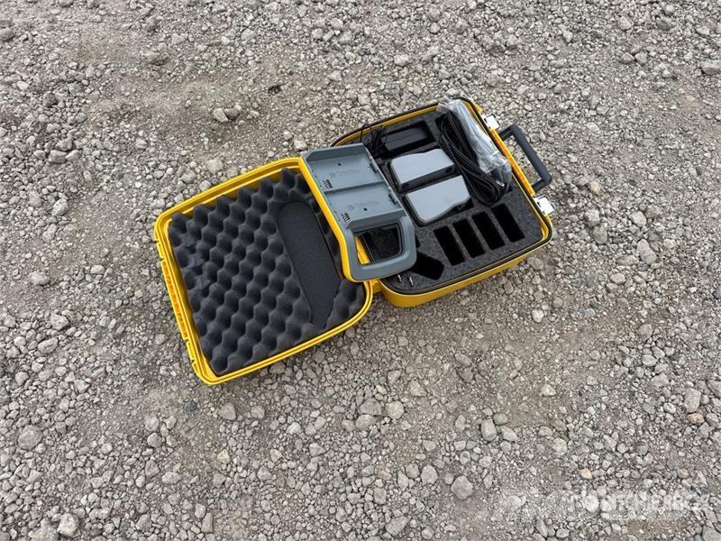 Trimble Multi Battery Adapter Műszerek, mérő és automatizáló berendezések