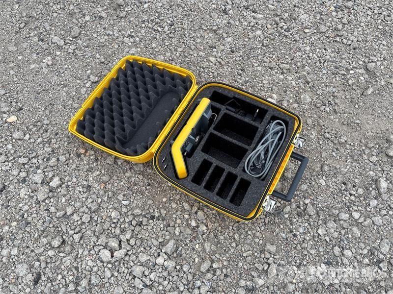 Trimble Multi Battery Adapter Műszerek, mérő és automatizáló berendezések