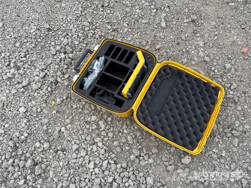 Trimble Multi Battery Adapter Műszerek, mérő és automatizáló berendezések