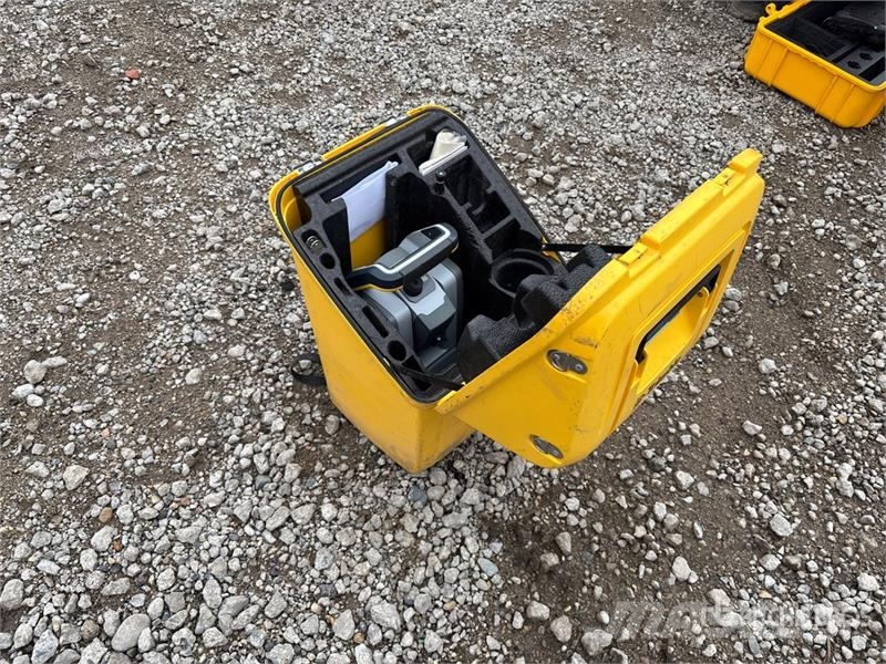 Trimble S7 1" DR Plus Total Station Theodolite Utrustning för olje- och gasborrning