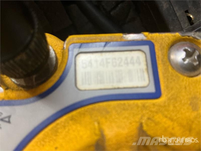 Trimble SPS985 Base & Rover w/ Tablet. - Fits Crawler Doze Instruments, measuring and automation equipment