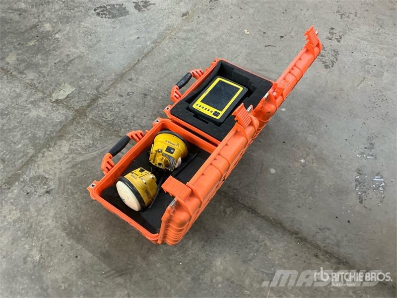 Trimble SPS985 Base & Rover w/ Tablet. - Fits Crawler Doze Instruments, measuring and automation equipment