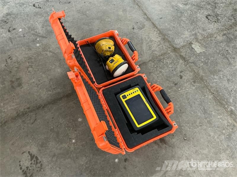 Trimble SPS985 Base & Rover w/ Tablet. - Fits Crawler Doze Instruments, measuring and automation equipment