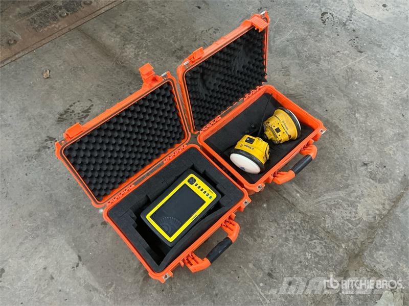 Trimble SPS985 Base & Rover w/ Tablet. - Fits Crawler Doze Instruments, measuring and automation equipment