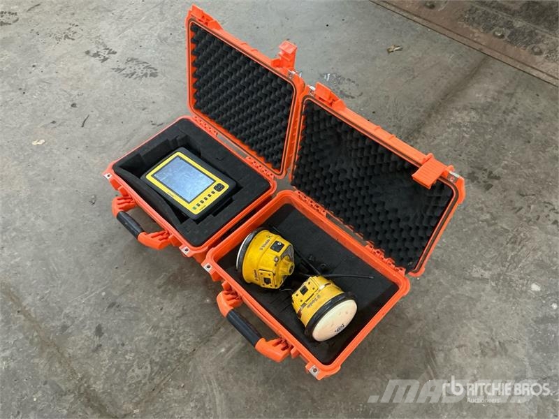 Trimble SPS985 Base & Rover w/ Tablet. - Fits Crawler Doze Instruments, measuring and automation equipment