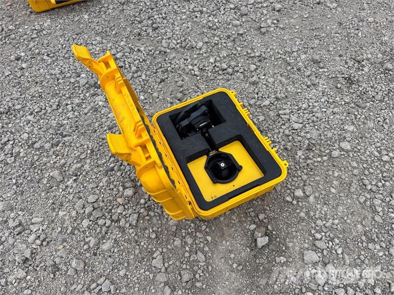 Trimble Traverse Kit Prism Target / -35.0mm Offset Zařízení pro hlubinné vrtání ropy a plynu
