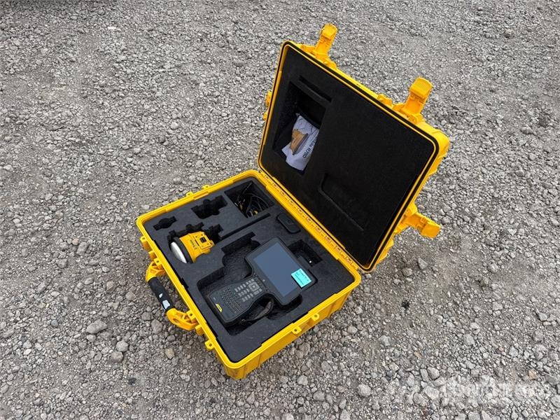 Trimble TSC7 Survey Controller Műszerek, mérő és automatizáló berendezések
