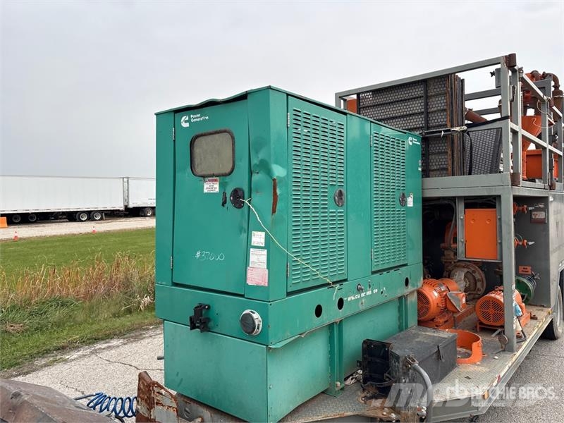 Tulsa Rig Iron MCS-425 Bentonite Mixing & Recycling System Naftas un gāzes urbšanas iekārtas