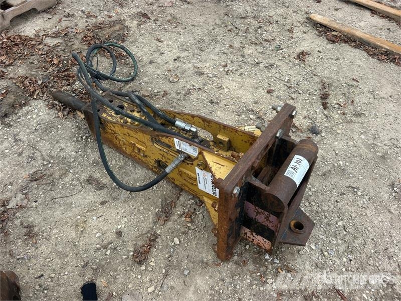 UB 302 Q/C Hydraulic Breaker Marteau hydraulique