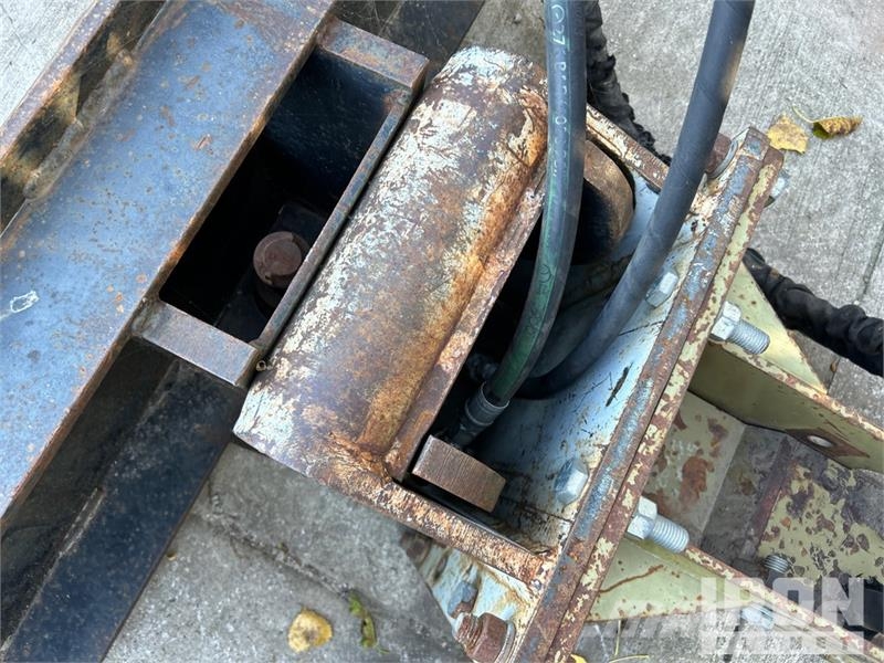  UB Q/C Skid Steer Breaker Hammers / Breakers