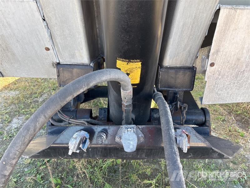  Ultra Lite 38 ft 0 in T/A Aluminum End Dump Traile 傾卸式拖車