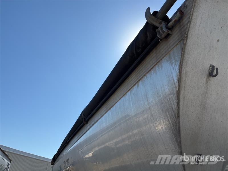  Ultra Lite 38 ft 0 in T/A Aluminum End Dump Traile 傾卸式拖車