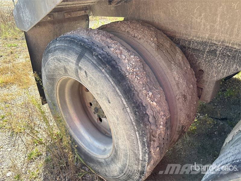  Ultra Lite 38 ft 0 in T/A Aluminum End Dump Traile 傾卸式拖車