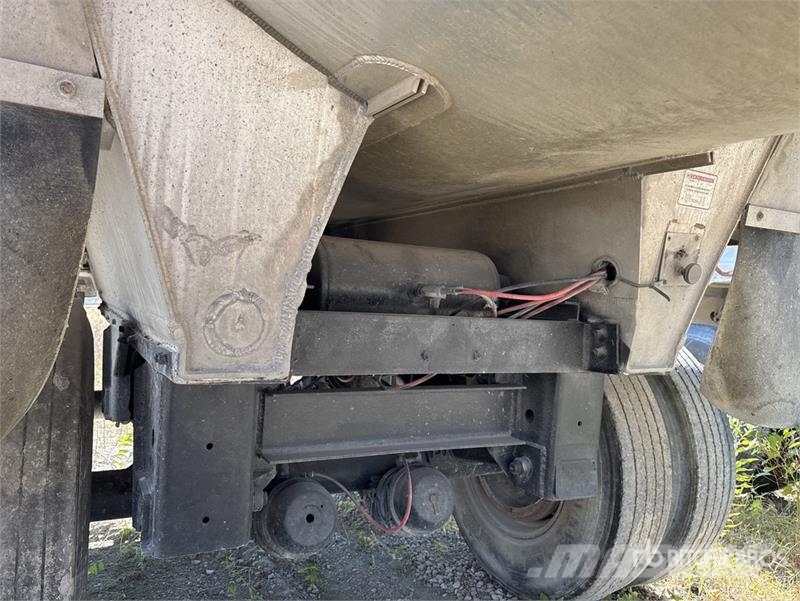  Ultra Lite 38 ft 0 in T/A Aluminum End Dump Traile 傾卸式拖車