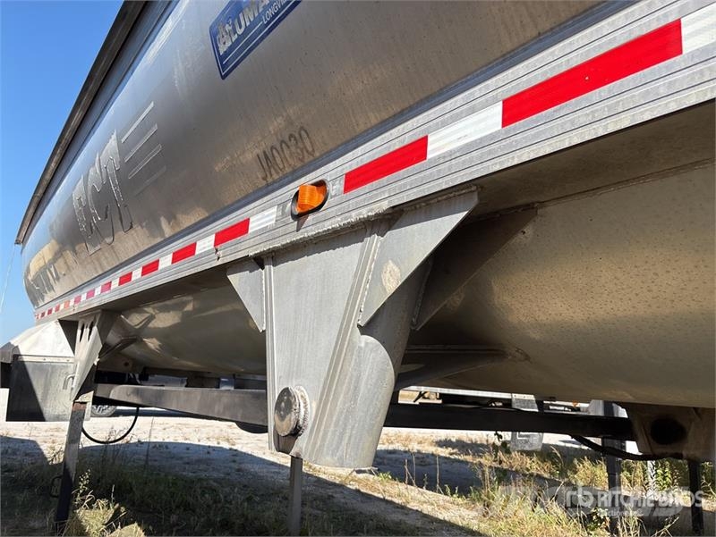  Ultra Lite 38 ft 0 in T/A Aluminum End Dump Traile 傾卸式拖車