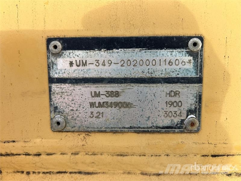 United Machinery BKHEXPUB75 75 in 3.21 m3 Digging Excavat Žlice