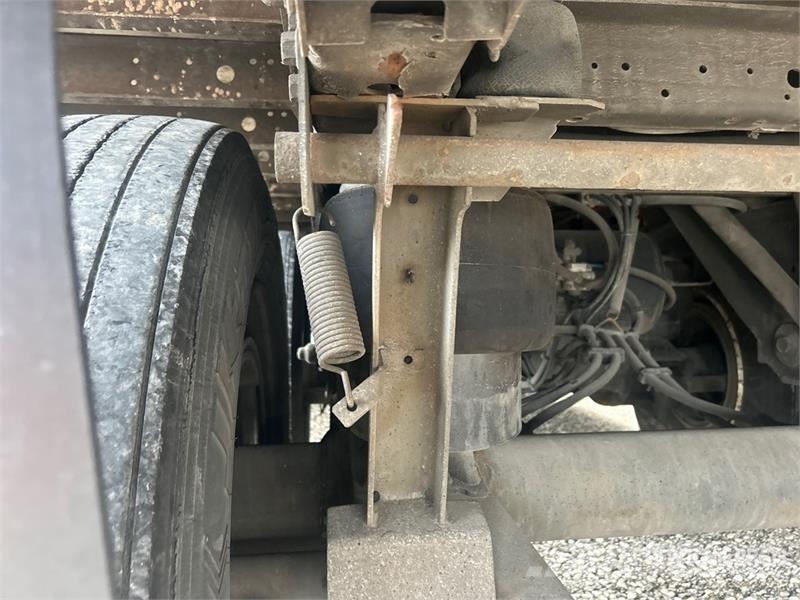 Utility 3000R Semi-trailer med Kølefunktion