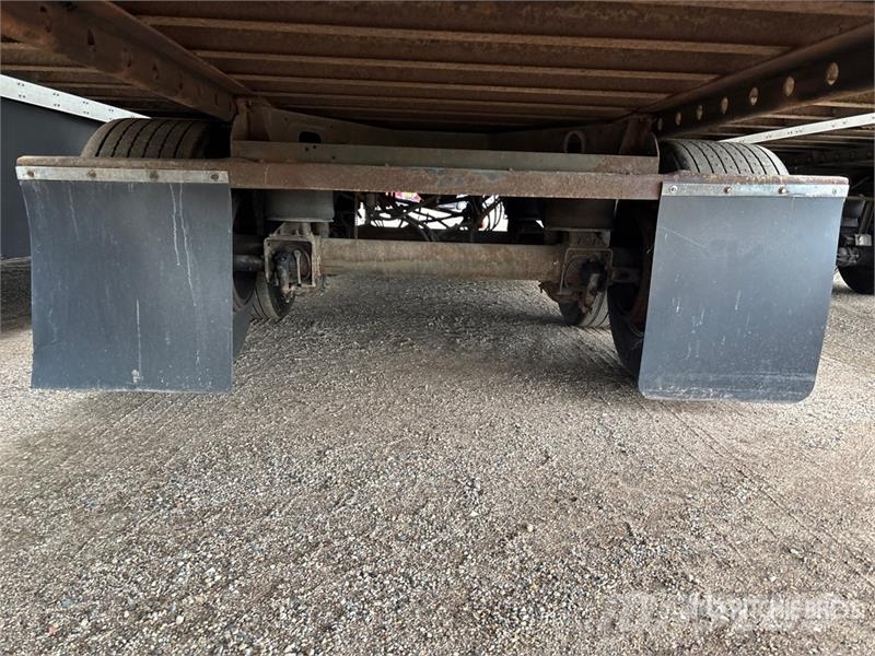 Utility 4000D-X Furgons
