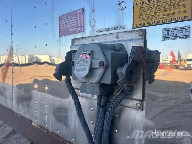 Utility 4000D-X Причепи-фургони