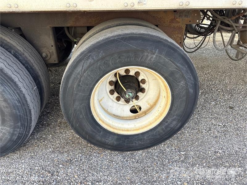 Utility 48 ft T/A Refrigerated Trailer Frysetrailer Semi