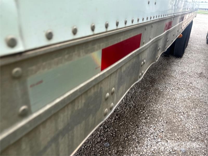 Utility 48 ft x 102 in T/A Van Trailer Прицепы-фургоны