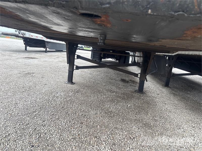Utility 48 ft x 102 in T/A Van Trailer Прицепы-фургоны