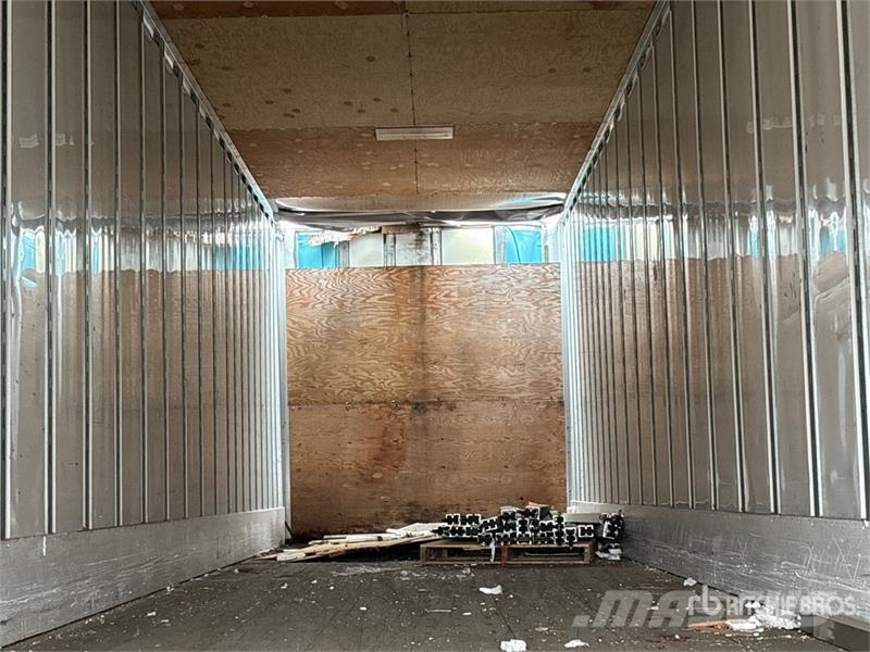 Utility 48 ft x 102 in T/A Van Trailer (Inoperable) Прицепы-фургоны