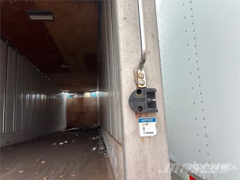 Utility 48 ft x 102 in T/A Van Trailer (Inoperable) Прицепы-фургоны