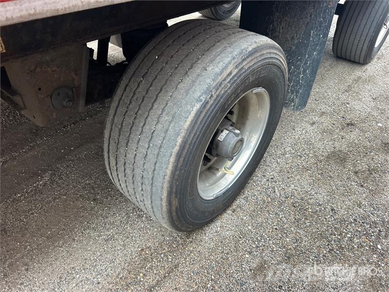 Utility 50 ft T/A Spread Axle Curtain Side Trailer Tents