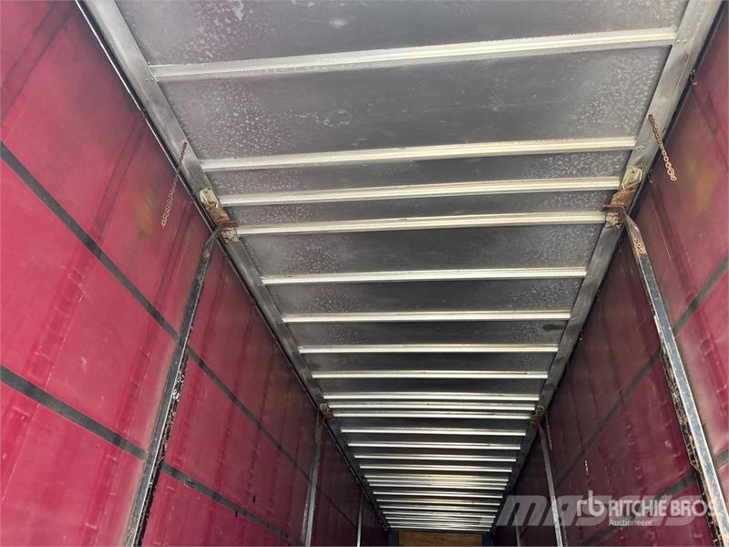 Utility 50 ft T/A Spread Axle Curtain Side Trailer Prikolice sa ceradom