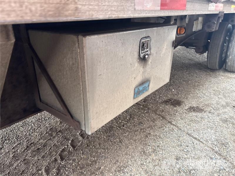 Utility 50 ft T/A Spread Axle Curtain Side Trailer Prikolice sa ceradom