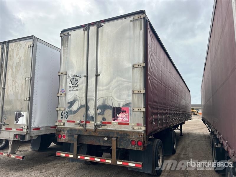 Utility 50 ft T/A Spread Axle Curtain Side Trailer Tents