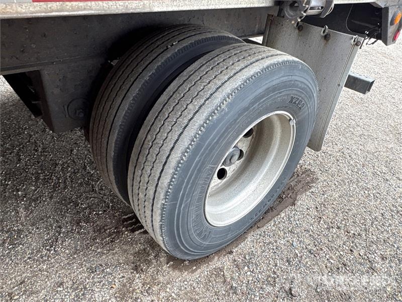 Utility 50 ft T/A Spread Axle Curtain Side Trailer Prikolice sa ceradom
