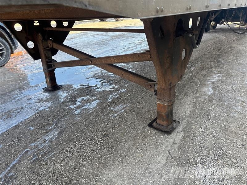 Utility 53 ft x 102 in T/A Van Trailer Dengtos priekabos