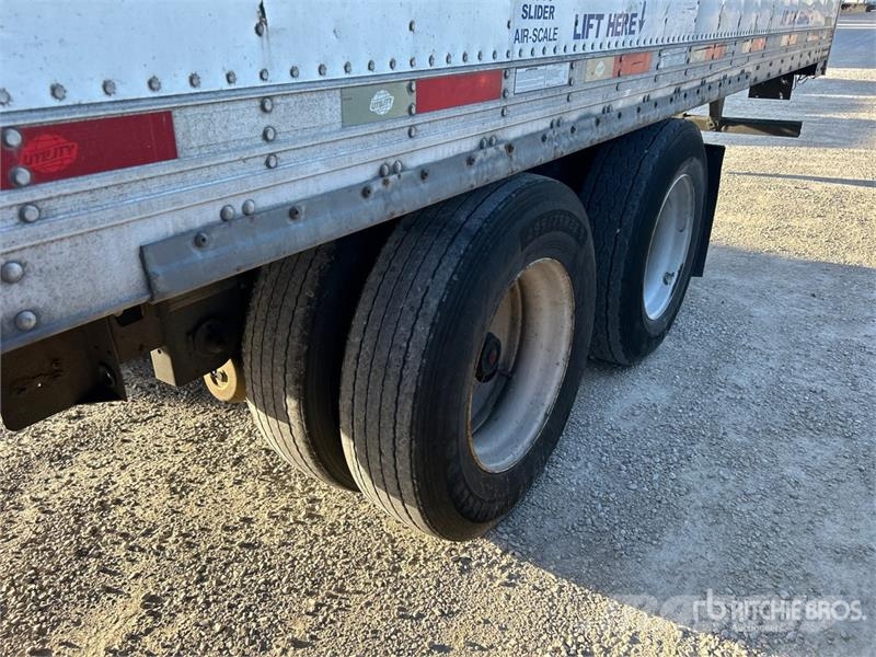 Utility 53 ft x 102 in T/A Refrigerated Trailer Semi Reboques Isotérmicos