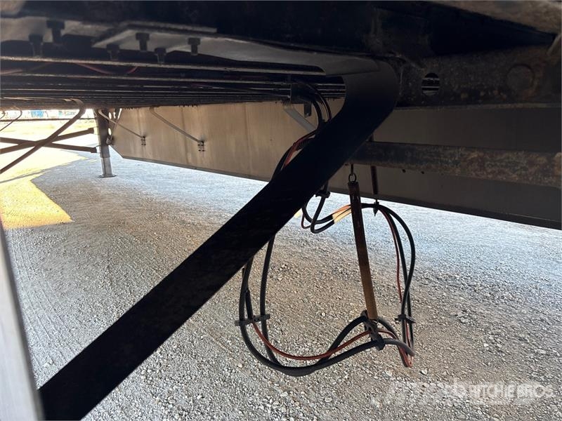 Utility 53 ft x 102 in T/A Van Trailer Dengtos priekabos