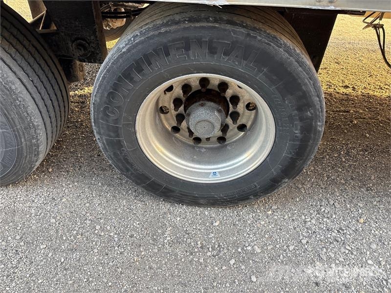 Utility 53 ft x 102 in T/A Van Trailer Furgoonhaagised