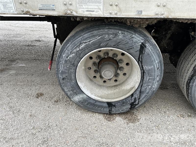 Utility 53 ft x 102 in T/A Van Trailer Furgoonhaagised